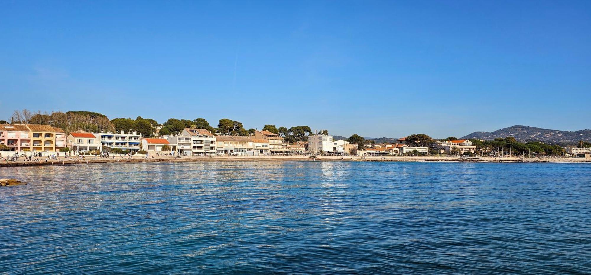Appartement Les Pieds Dans L'Eau à Saint-Cyr-sur-Mer Extérieur photo